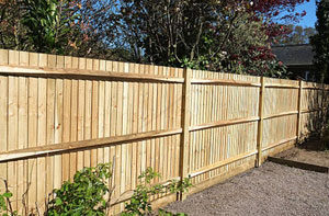 Fencing Contractors Potters Bar UK (01707)